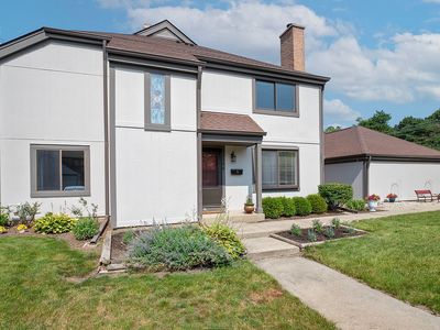 1296 Farnsworth Ln