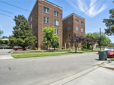 200 W 31st St APT 304