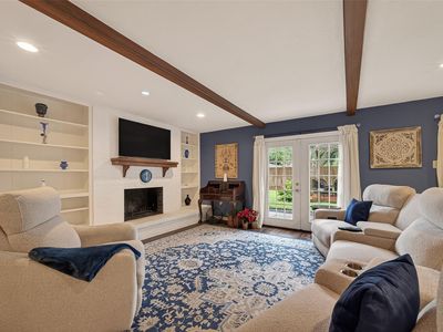 15710 La Cabana Dr