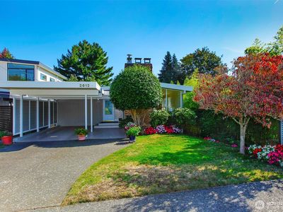 2612 25th Avenue W