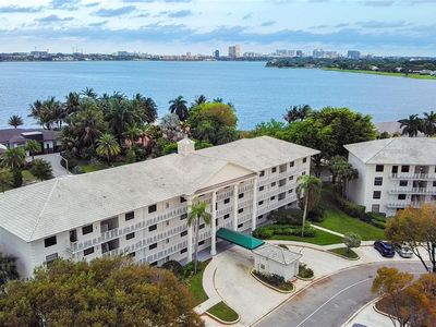 3635 WHITEHALL DRIVE #401