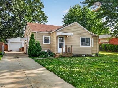 2701 Tuxedo Ave