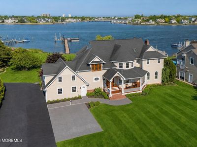 229 Comanche Drive