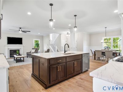 3628 Seaford Crossing Dr