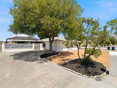 2988 COLLEEN DR