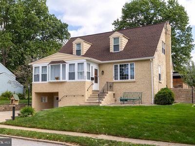 719 Maple Ave