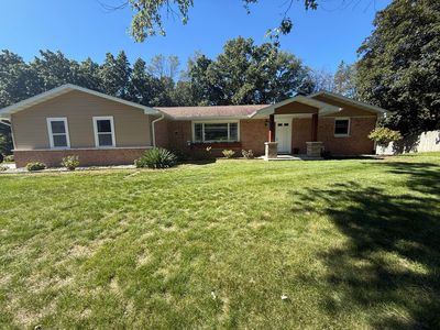 6817 Springbrook Ln