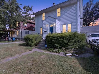 3105 Glenn St