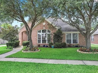2718 Atlas Dr
