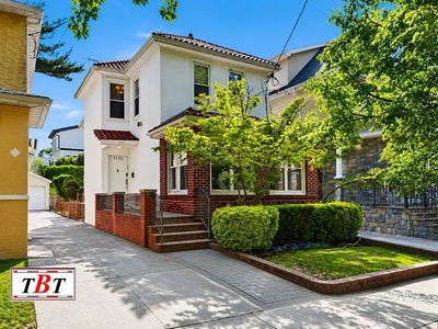 1175 E 27th St #1