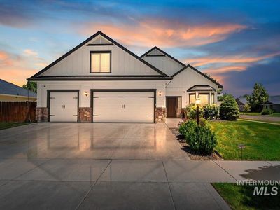 2229 W Rock Creek Dr