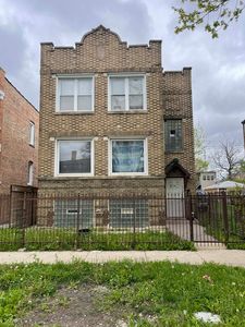 4930 W Adams St