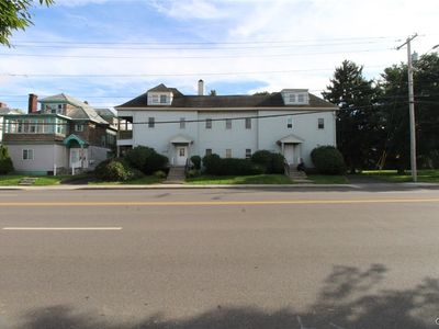 1265 W Genesee St
