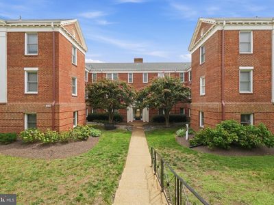 922 S Washington St APT 304