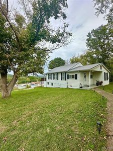 115 Bluff Cir