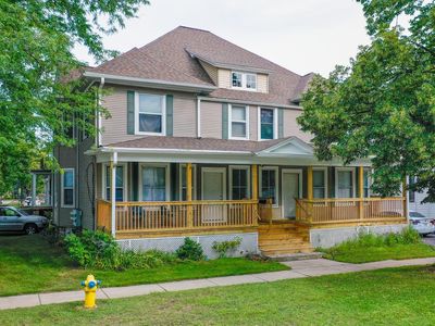238 N Oakland Ave