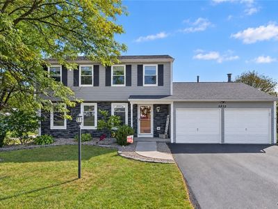 5822 Mountain Laurel Dr