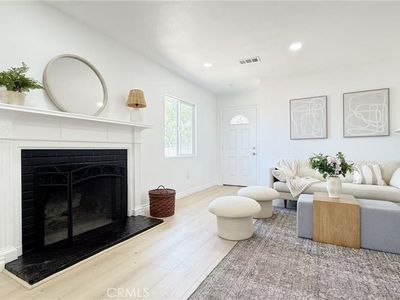 354 Van Ness Ave