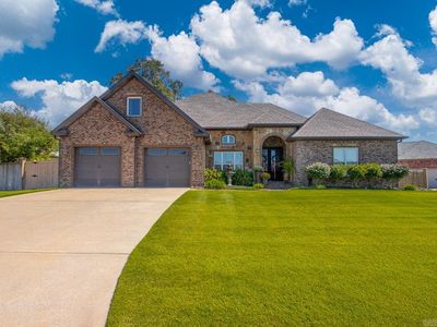 124 Lake Valley Dr