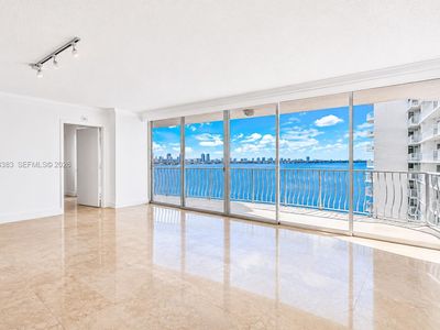 Property at 7601 E Treasure Dr #1924, North Bay Village, FL