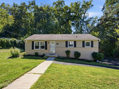 1319 Pandora Rd
