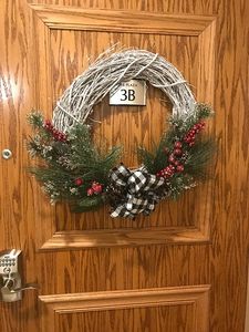101 SE 3rd St APT 3B