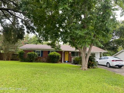717 Carter Dr