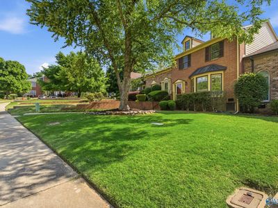 239 W Lake Cir
