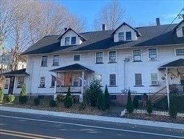 23-29 W Main St