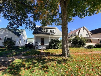 Property at 27 E Wayne St, Warren, PA