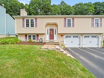 21 Corinth Dr