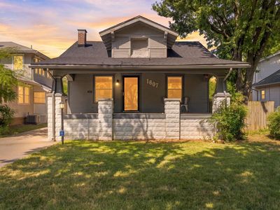 1607 N Fairview Ave
