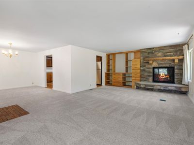 106 Cottonwood Drive