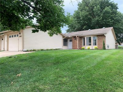 1406 W Stone Blvd