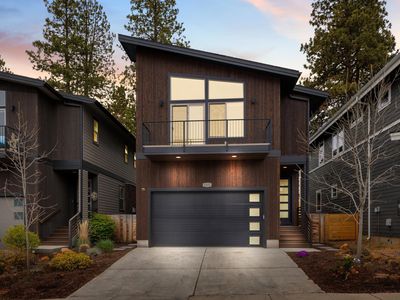 1333 SW Boardwalk Ln