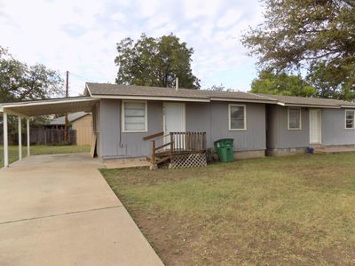 712 E Highland Blvd