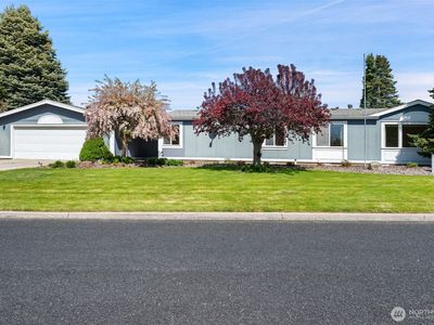 1435 E 4th Street