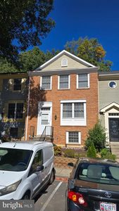 12407 Walnut Cove Cir