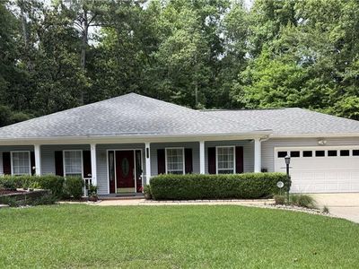 111 Lakeview Loop