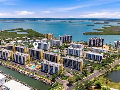 4421 Bay Beach LN #623