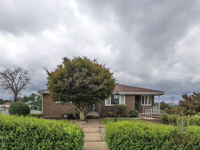 107 Greenridge Dr
