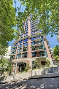 1420 Terry Avenue #904