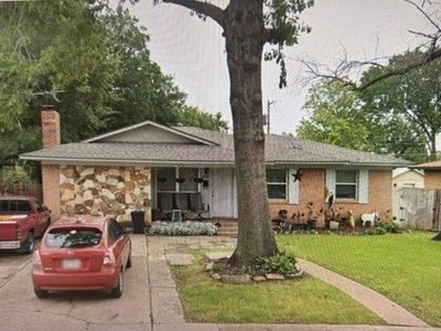 Property at 808 Harbor Dr, Lewisville, TX