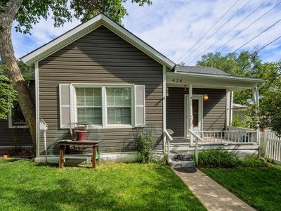 424 Apache Ave