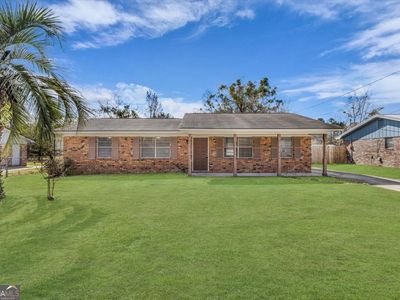 121 Deerwood Ct