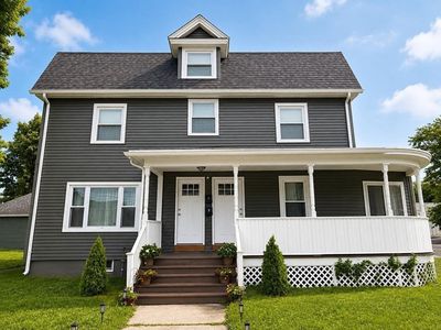 130 Center St