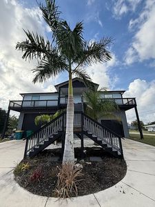 2601 Larkspur Dr