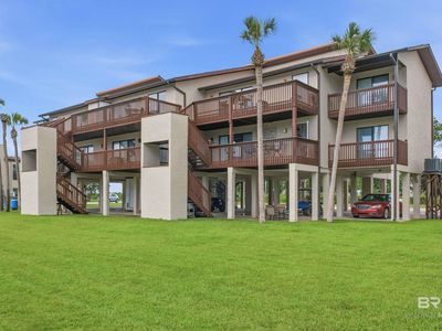3992 Spinnaker Dr Unit 202