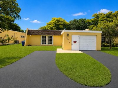 7332 Bay Hill Dr