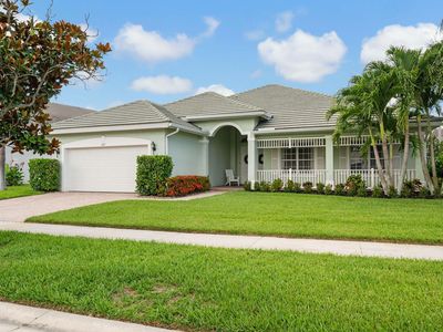 225 NW Magnolia Lakes Boulevard